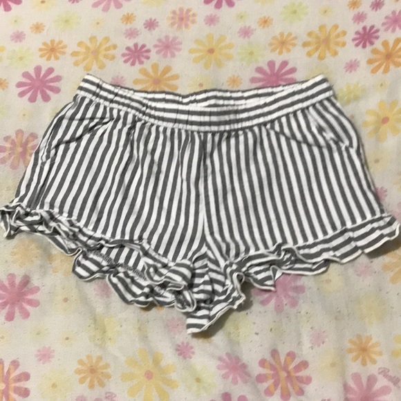 Short - Picture 3 of 3